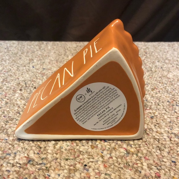 ๐ HP ๐ ๐ Rae Dunn PECAN PIE 2 Wick Scented Pie Candle - Picture 7 of 9